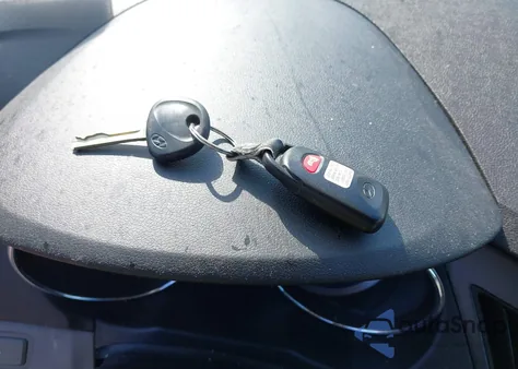 2013 Hyundai Sonata Gls z USA, uszkodzony, nr VIN 5NPEB4AC8DH808153